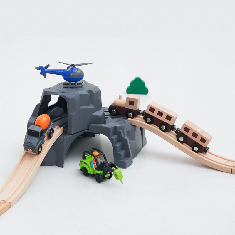 Children's wooden train track scene building accessories cave tunnel compatible Thomas train 2-6 years old