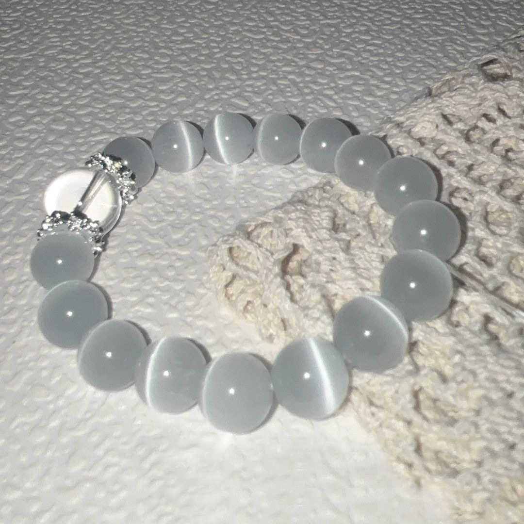 Sri Lanka Natural White Moonlight Bracelet Girl's Creamy Blue White Cat's Eye Crystal Bracelet Lychee Single Circle