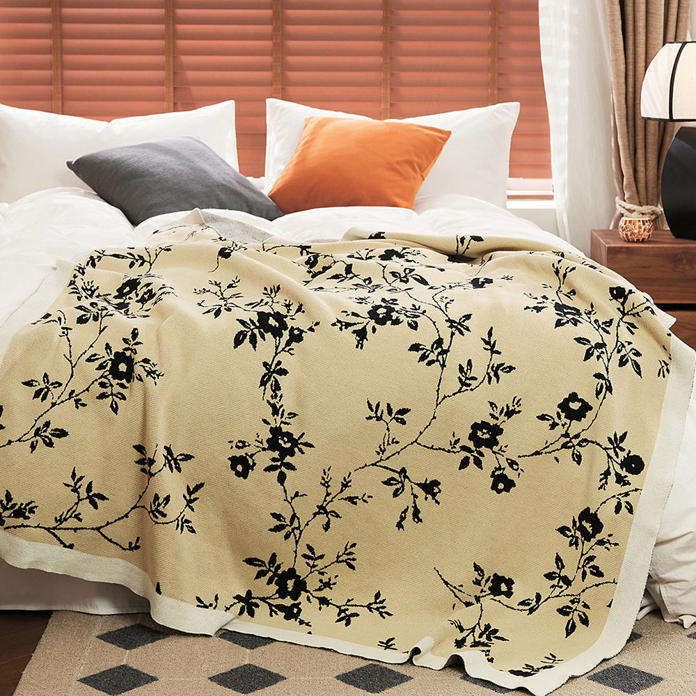 Spring New All Cotton Fine Needle Secret Garden Antique Pure Cotton Knitted Blanket Light Luxury Thin Cover Blanket