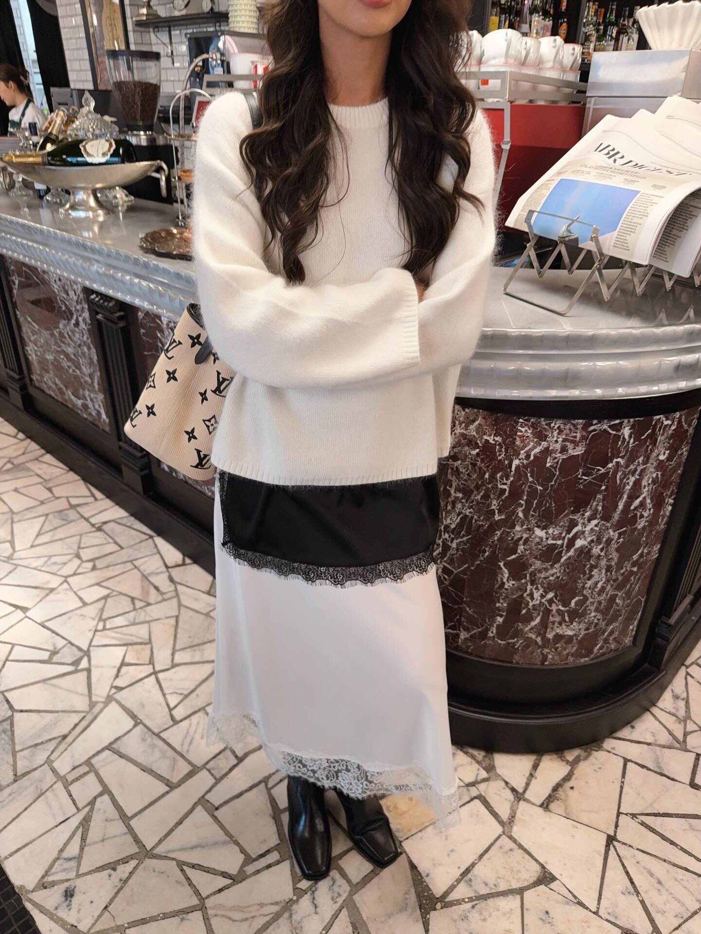 Womens Oversized Knit Sweater Round Neck Faux Mink Fabric Long Sleeve Casual Style Perfect for Spring and Autumn