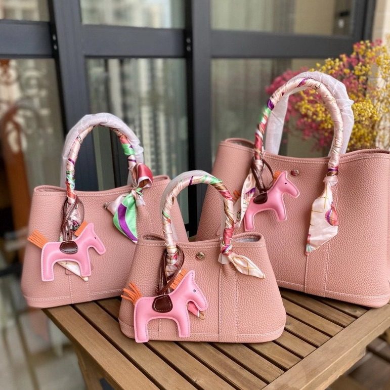 2026 New Model Top-Layer Cowhide Pebbled Leather 25cm 30cm 36cm Garden Bag Genuine Leather Handbag Versatile Crossbody Bag