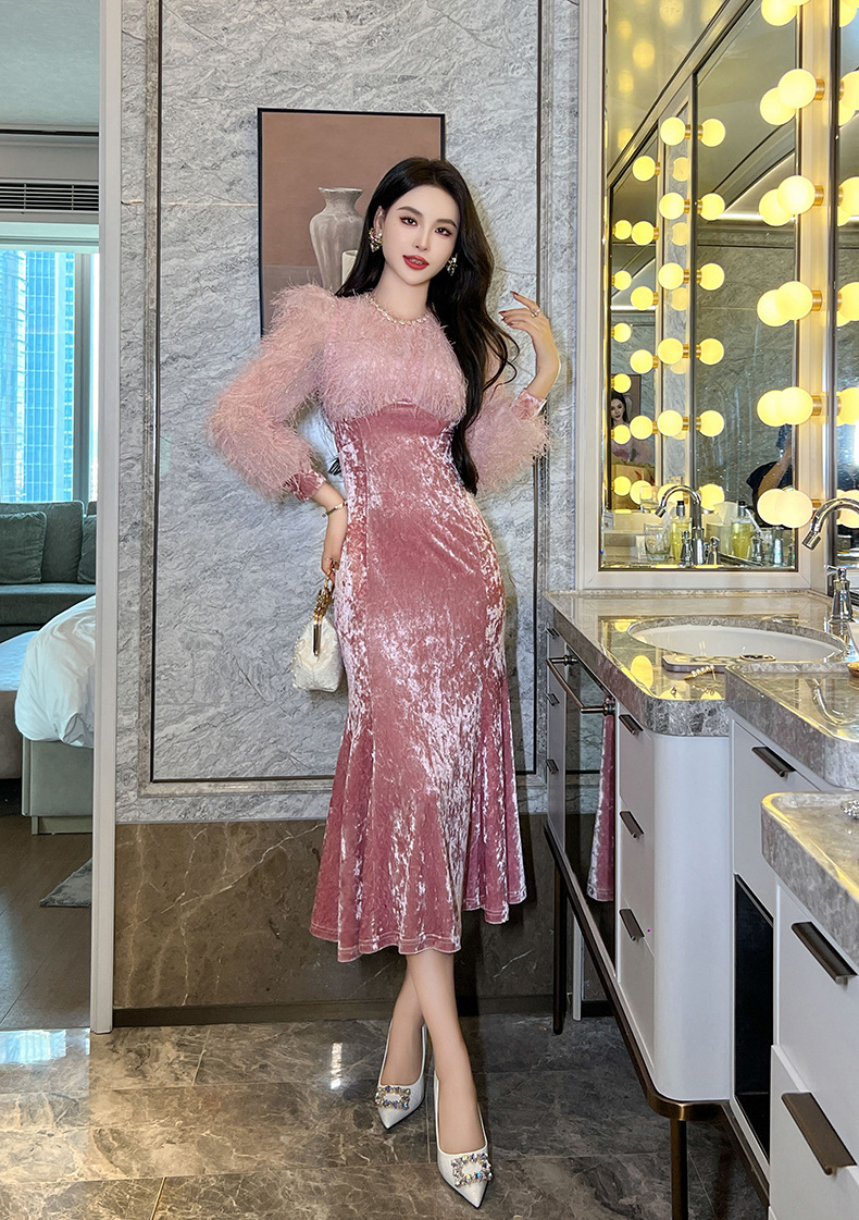Đầm nữ dáng đuôi cá ôm eo tay phồng đính đá phối lông — Kem mơ, Hồng hoa hồng