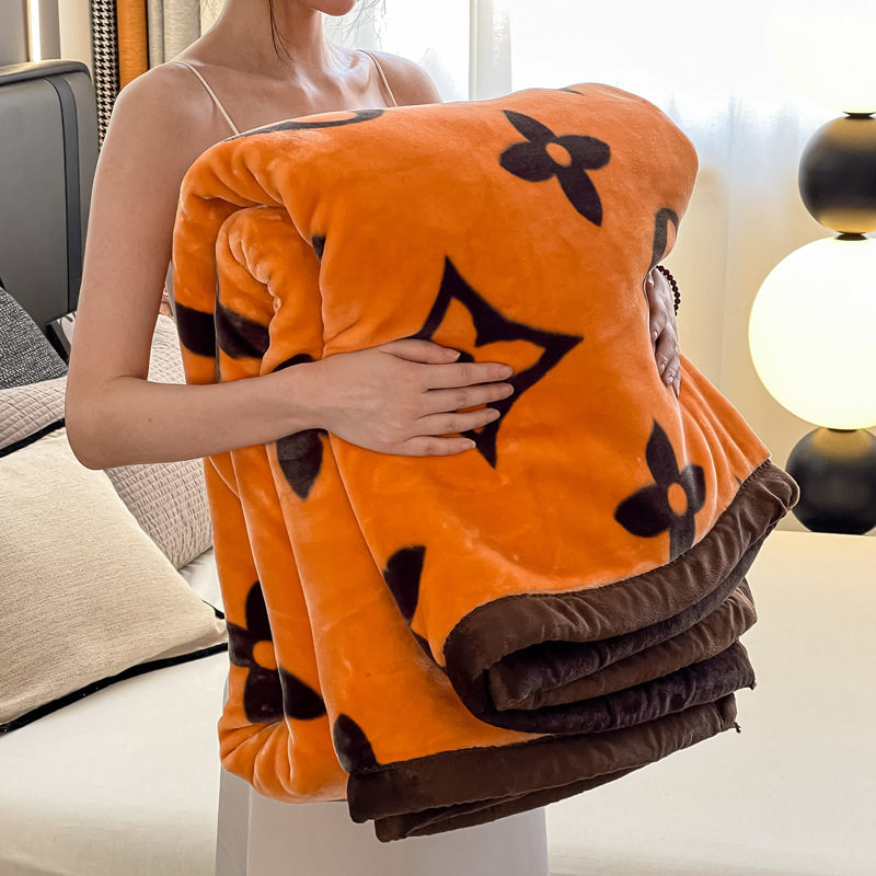 Winter Thickened Warm Raschel Blanket, Cloud Blanket, Double-Sided Velvet Blanket, Quilt, Wedding Gift Blanket Wholesale