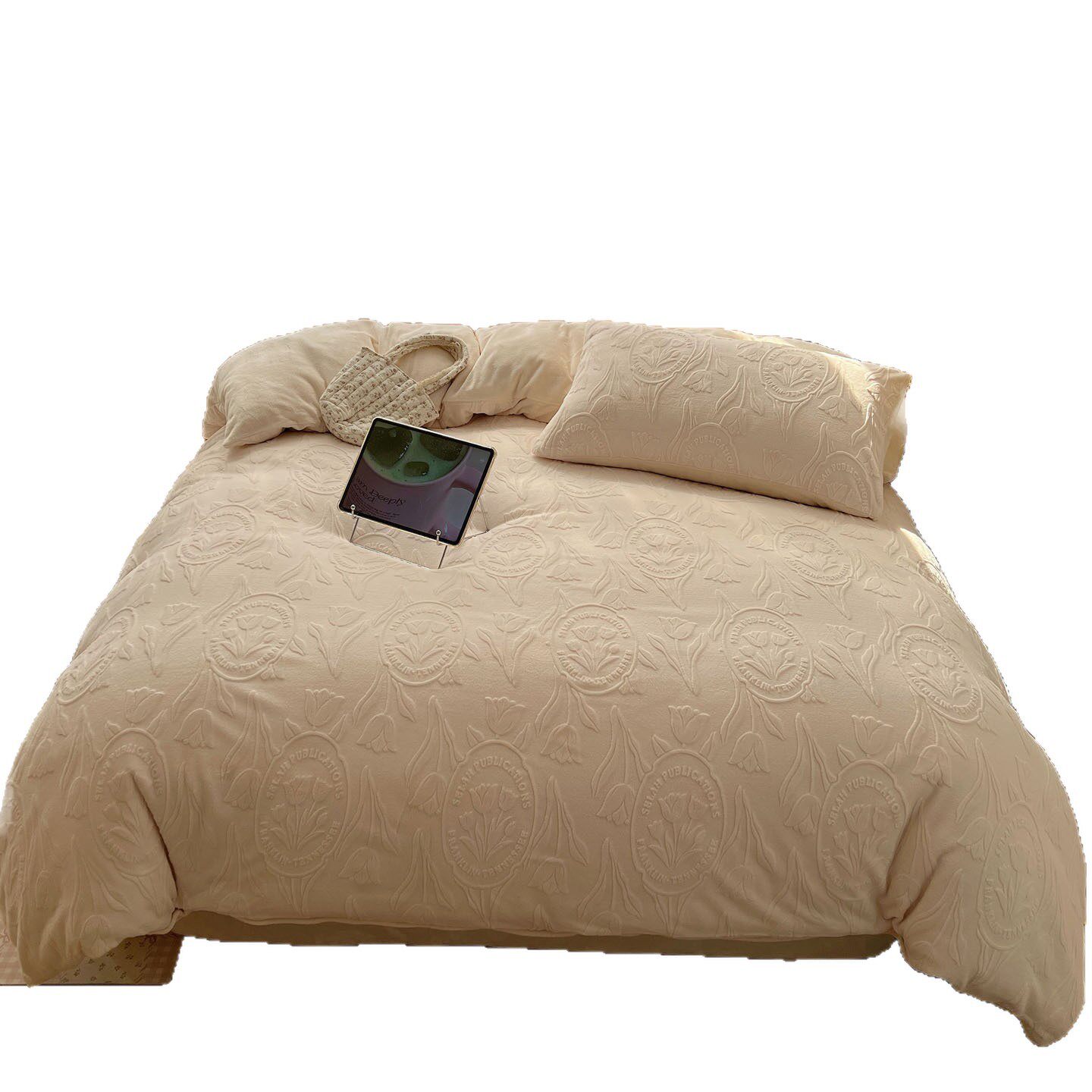 Milk Velvet Four-Piece Set, Wabi-Sabi Ins Style, Solid Color, Chanel-Style Four-Piece Set, Girls' Dormitory Home Textiles, Warm Winter Style, Wholesale