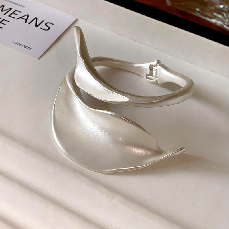 欧美跨境简约时尚手镯臂环小众冷淡风气质手环高级感百搭手饰批发