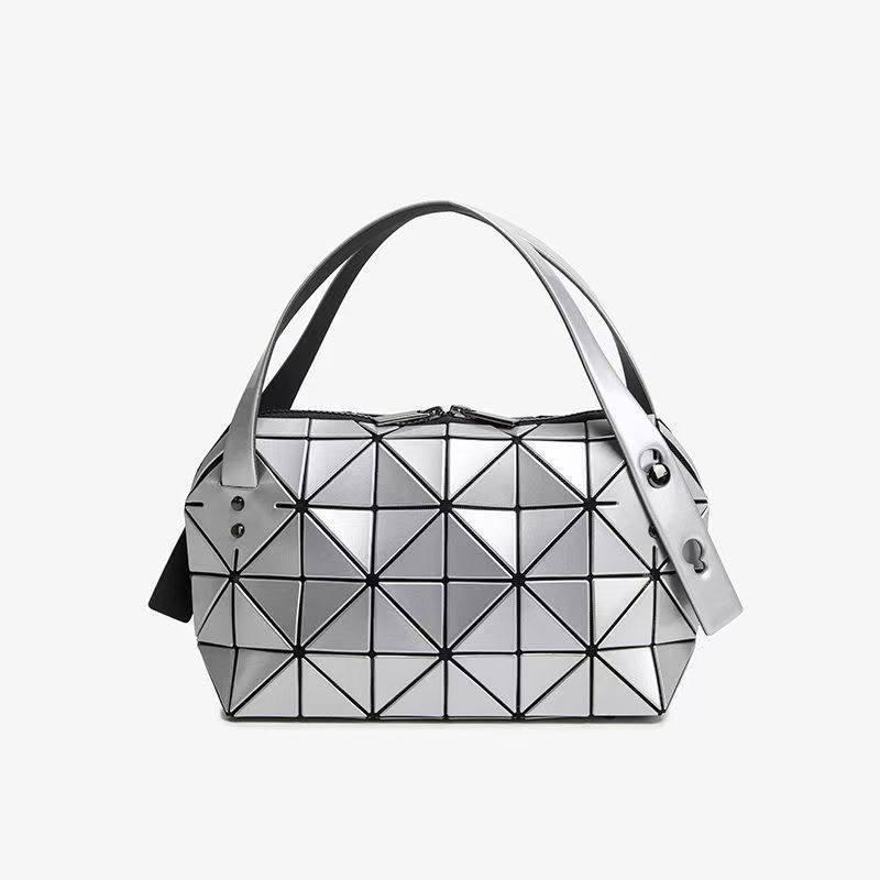 Japanese Original Women's Quilted Boston Dumpling Bag Shoulder Crossbody Underarm Pillow Bag Fashion Versatile