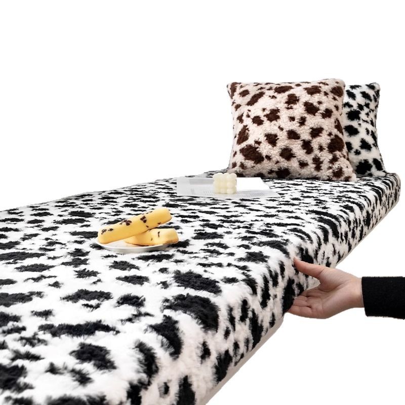 New Rabbit Plush Bay Window Mat Window Sill Mat 2024 Winter High-End Leopard Print Bedroom Balcony Cushion Removable and Washable