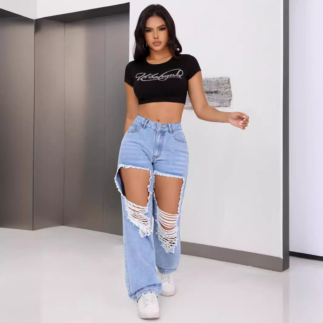 Fashionable Womens Distressed Wide Leg Straight Leg Jeans Casual Style Trendy Design Comfortable Fit Wholesale