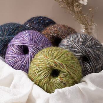 Colorful Starry Sky mohair medium thick hand-knitted knitted knitted coat scarf thread factory wholesale