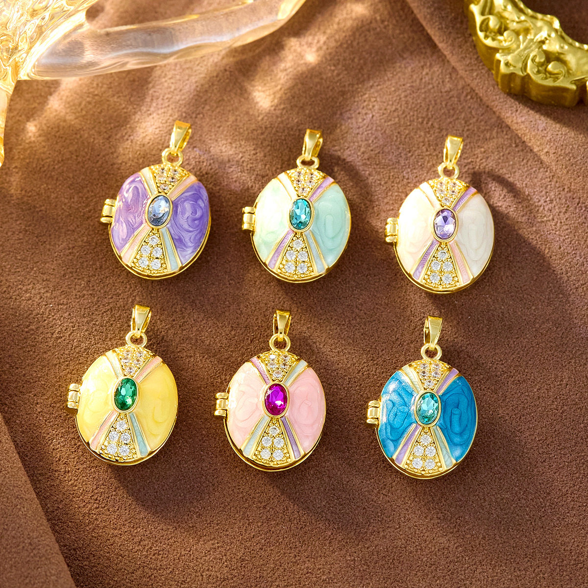 European and American Cross-Border Oil Dripping Photo Box Copper Gold-Plated Necklace Pendant Women's Niche Design High-End Creative Fashion Jewelry