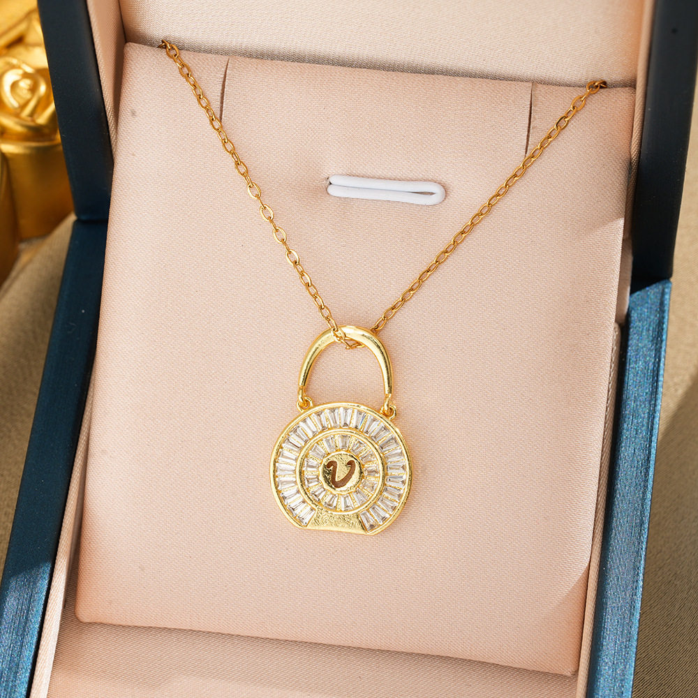 358 レター V ネックレス - ゴールド