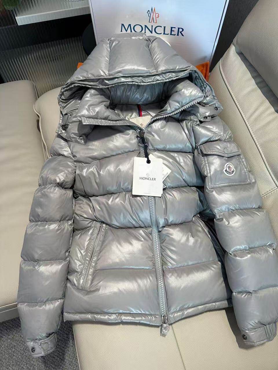 M's Hooded Maya down Jacket for Men and Women, White Duck down Thickeneded Warm and Cold-Proof Hooded Jacket for Couples