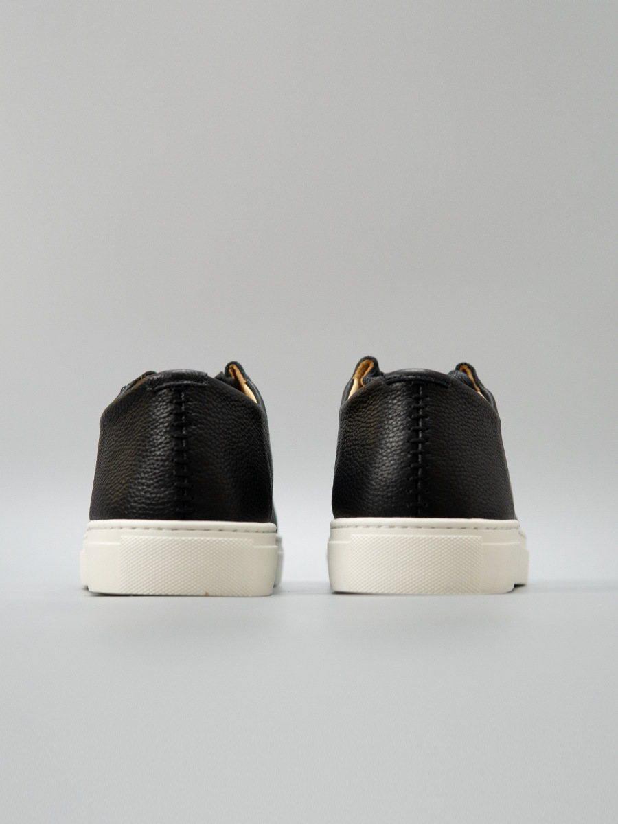 Giày sneaker nam da thật phong cách tối giản retro, form casual dễ phối đồ — màu đen, Màu trắng ngà