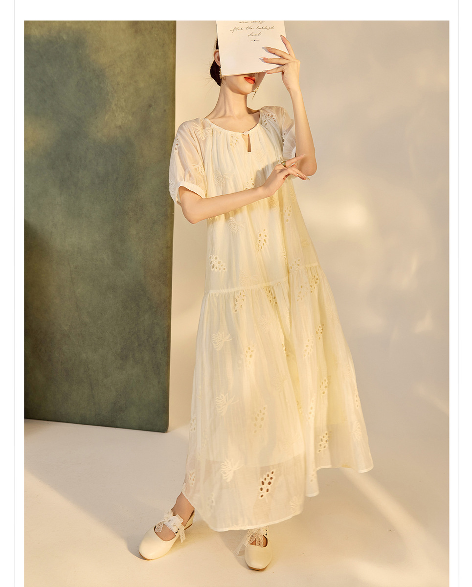 Đầm nữ dáng suông cổ tròn tay ngắn chất tencel mềm mại — Màu mơ sữa (cấp trong ngày), Màu mơ sữa (giao hàng trong 7 ngày)