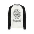 M903 black and white sweater