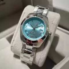 high quality Little Red Book Vivian West Tie Home Crushed Ice Blue Watch Quartz Saturn Watch Women's Watch