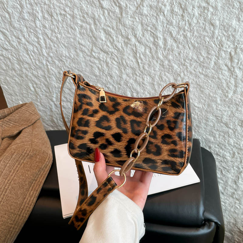 leopard print shoulder bag, fashionable and versatile chain armpit bag, simple commuter crossbody bag, small handheld square bag