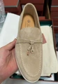 A195 sandstone color