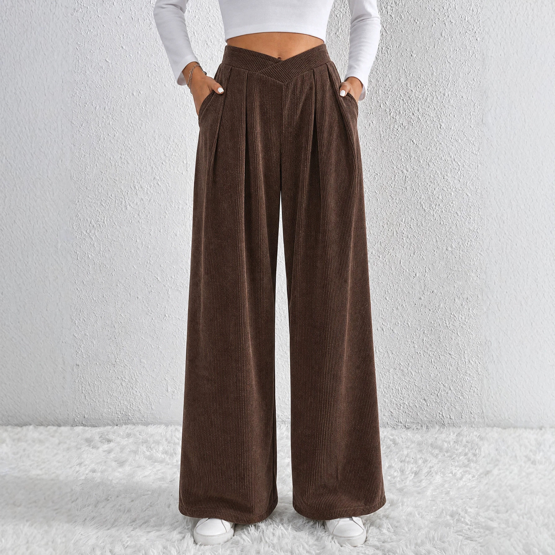 Vintage Brown Wide Leg Trousers for Women V Waist Pleated Design Relaxed Fit Autumn Winter Casual Wear Wholesale