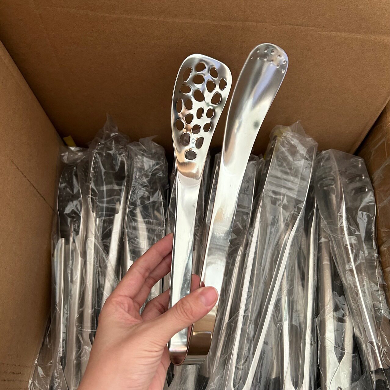 Yinuo kitchen stainless steel clip 304 food sandwich bread fried steak special kitchen barbecue meat tool