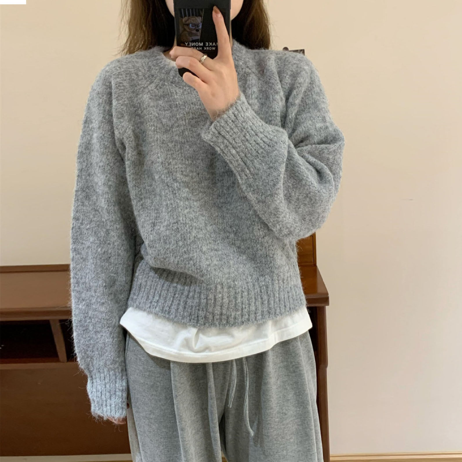 Áo len nữ cổ tròn màu trơn, chất len mềm mại, không gây kích ứng