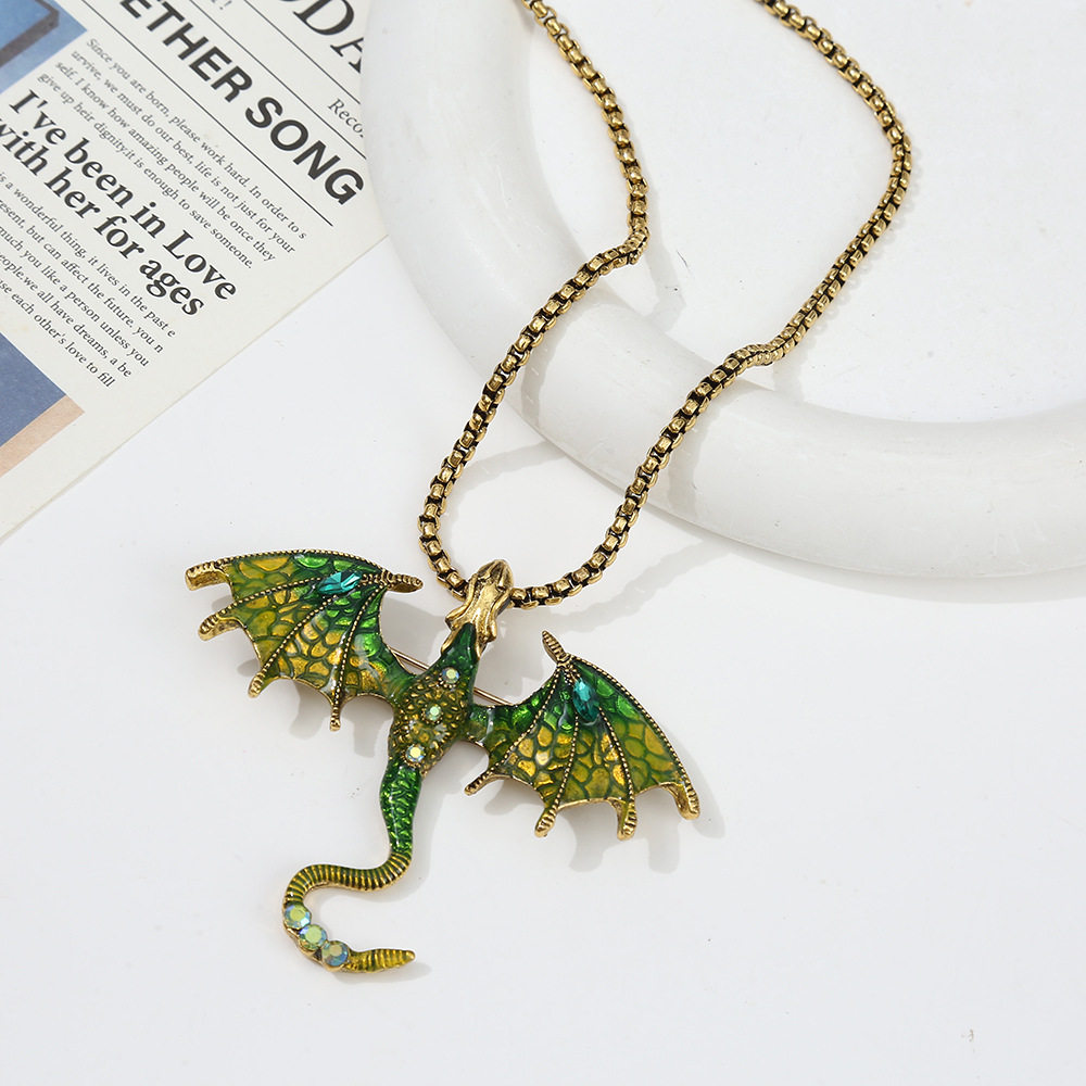 Fashionable Retro Flying Dragon Necklace Dark Exaggerated Hip-Hop Disco Street Style Necklace Punk Style Subculture Sweet and Cool Necklace