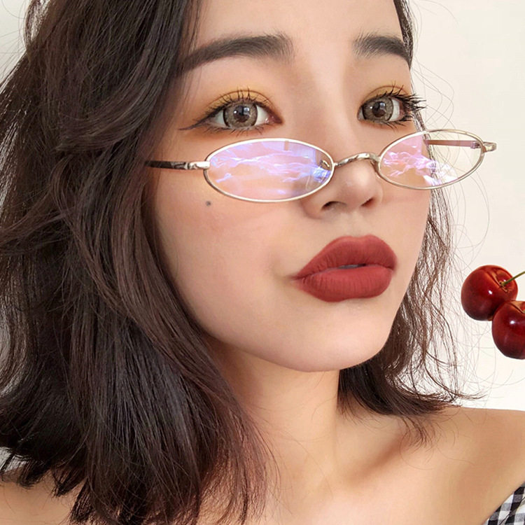 Japanese Niche Internet Popular Oval Glasses Frame Women's Ultra Light Personality Small Frame Plain Glasses Decorative Flat Glasses
