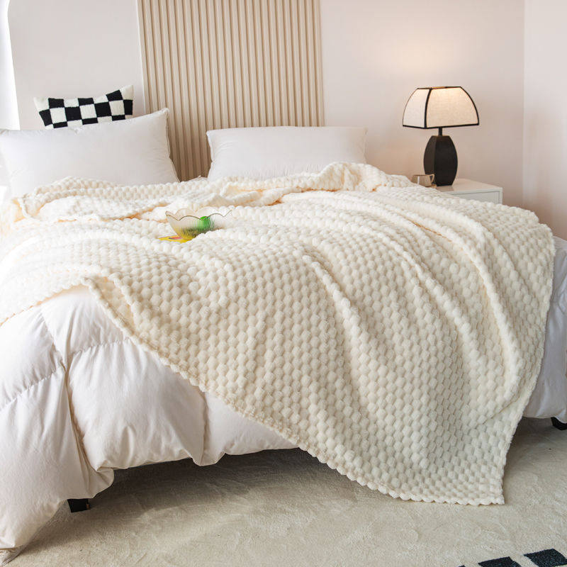 Curled Velvet Blanket Student Dormitory Machine Washable Air-Conditioned Shawl Blanket Summer Magic Plush Blanket Universal for All Seasons