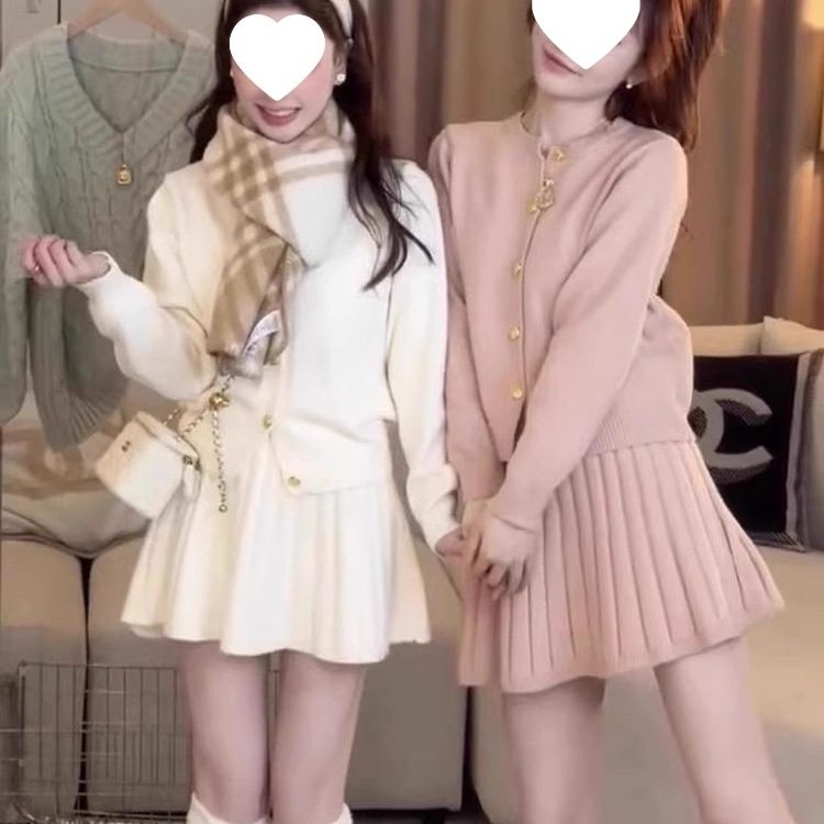 Fashionable Small Fragrant Knitted Suit for Women in Autumn and Winter New Korean Style Slimming Look Pleated A-Line Skirt Two-Piece Set