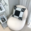 H pillow-black (excluding core)