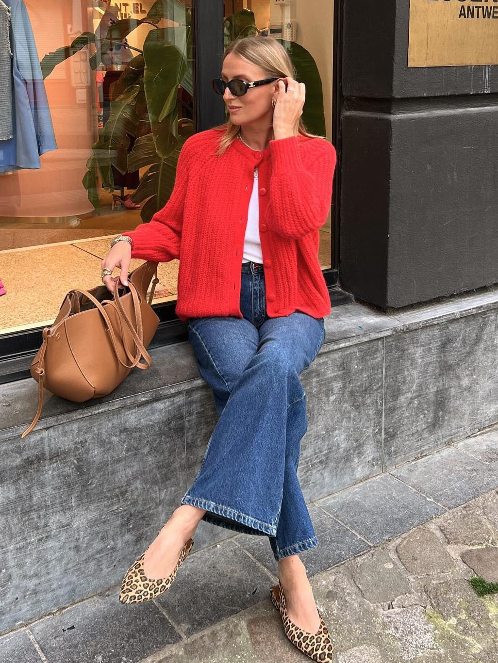 2025秋冬新品欧美跨境女街头时尚休闲纯色针织开衫圆领长袖毛衣