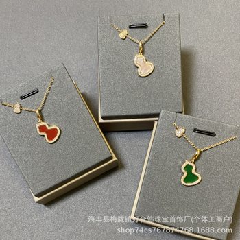 V Golden High Version Kirin Gourd Necklace Red Chalcedony Black Agate Beirut CNC Craft Double Gourd Fulu Clavicle Chain