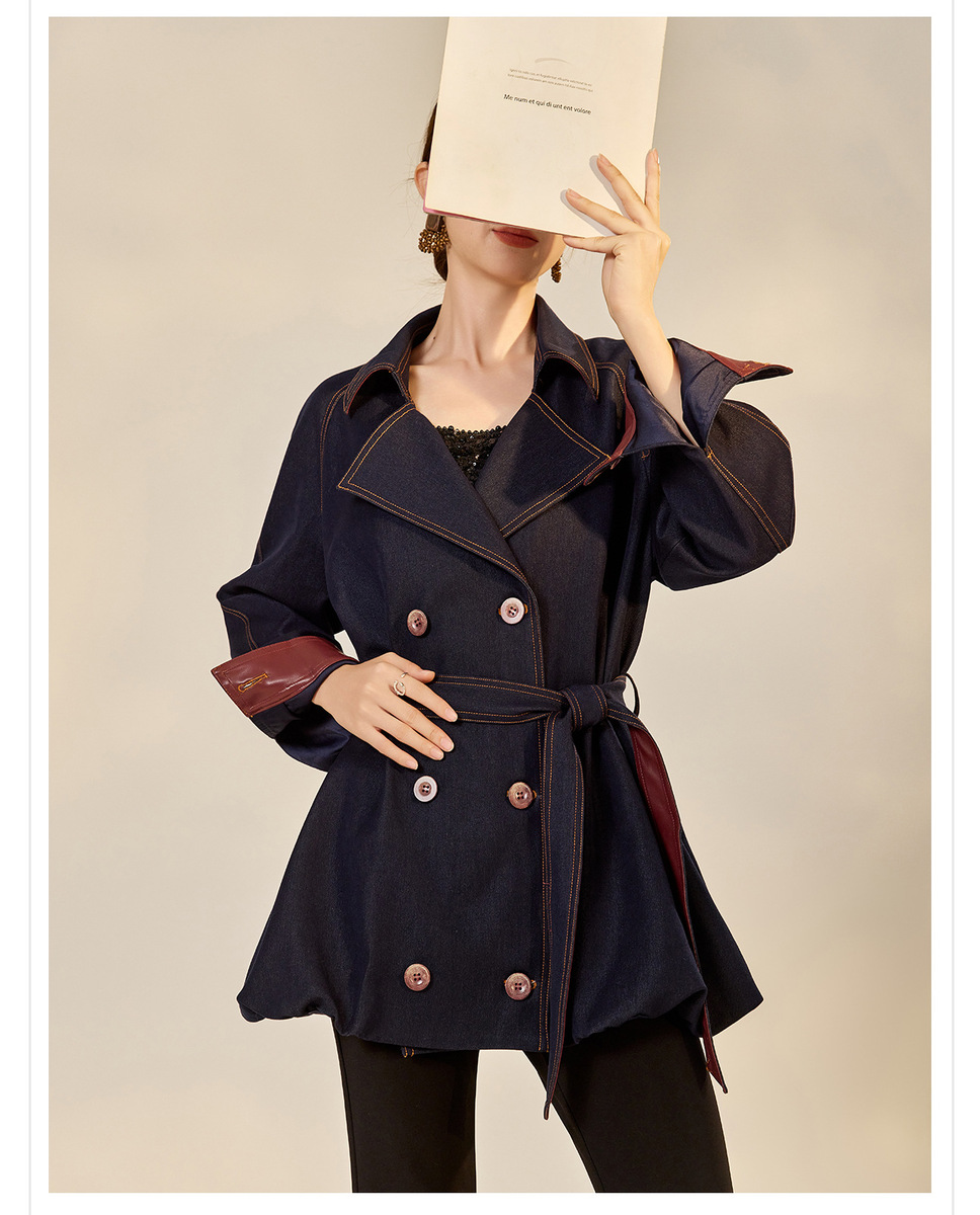 Áo khoác dáng trench denim phối chỉ tương phản cổ bẻ thắt eo dài trung — Xanh navy (giao hàng trong 7 ngày)