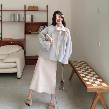 Age-Reducing Thick Woolen Outwear for Women in Winter, Slim and Fashionable Short Woolen Top + Mid-Length Skirt Suit for Small People