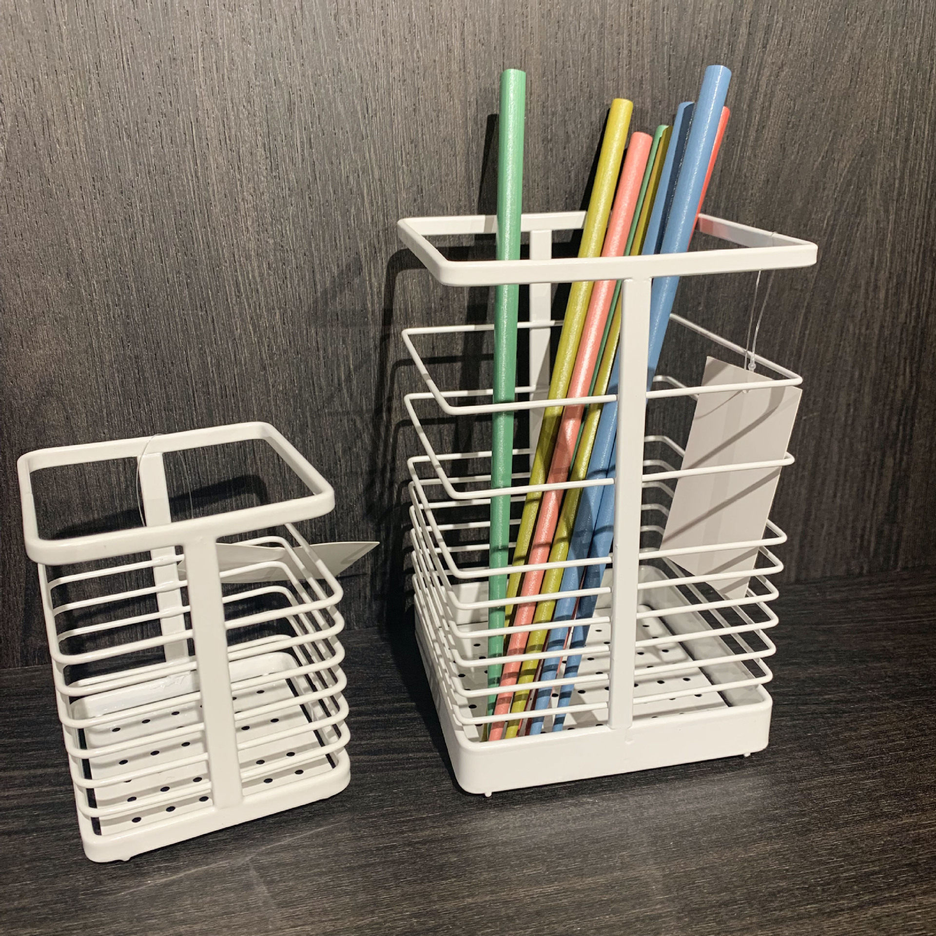 Japanese-Style Minimalist Iron Spray-Painted Chopstick Holder Kitchen Utensil Storage Rack No-Drill Chopstick Cage
