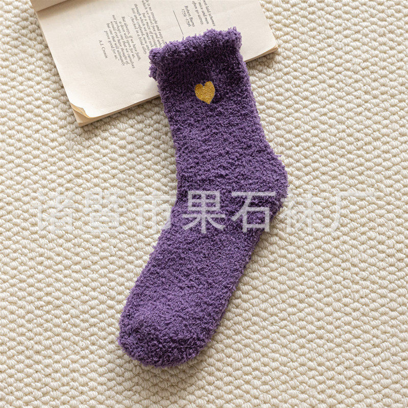 包邮加厚加大珊瑚绒袜子刺绣爱心袜子不掉毛半边绒女士跨境中筒袜