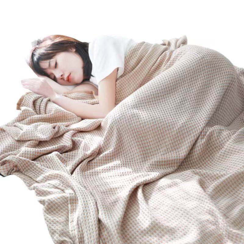 Bamboo fiber yarn-dyed waffle washed summer blanket towel quilt double spring and summer lunch break blanket a generation of hair