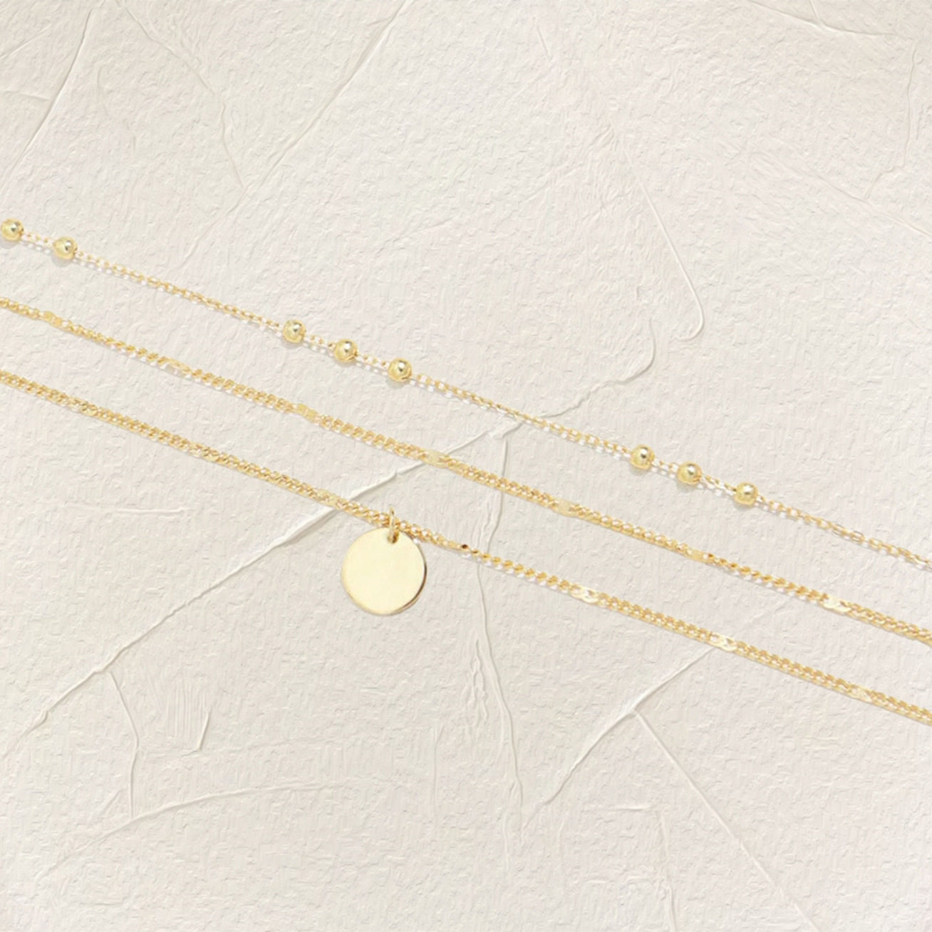 Vintage Fashion Round Pendant Three-Layer Necklace Simple Round Pendant Necklace Choker Multi-Layer Stacked Choker Wholesale