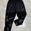 Black mesh multi-pockets