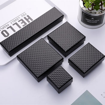 Factory Direct Supply Imitation Leather Pineapple Pattern Jewelry Packaging Box Bracelet Pendant Earrings Ring Necklace Jewelry Gift Box Jewelry