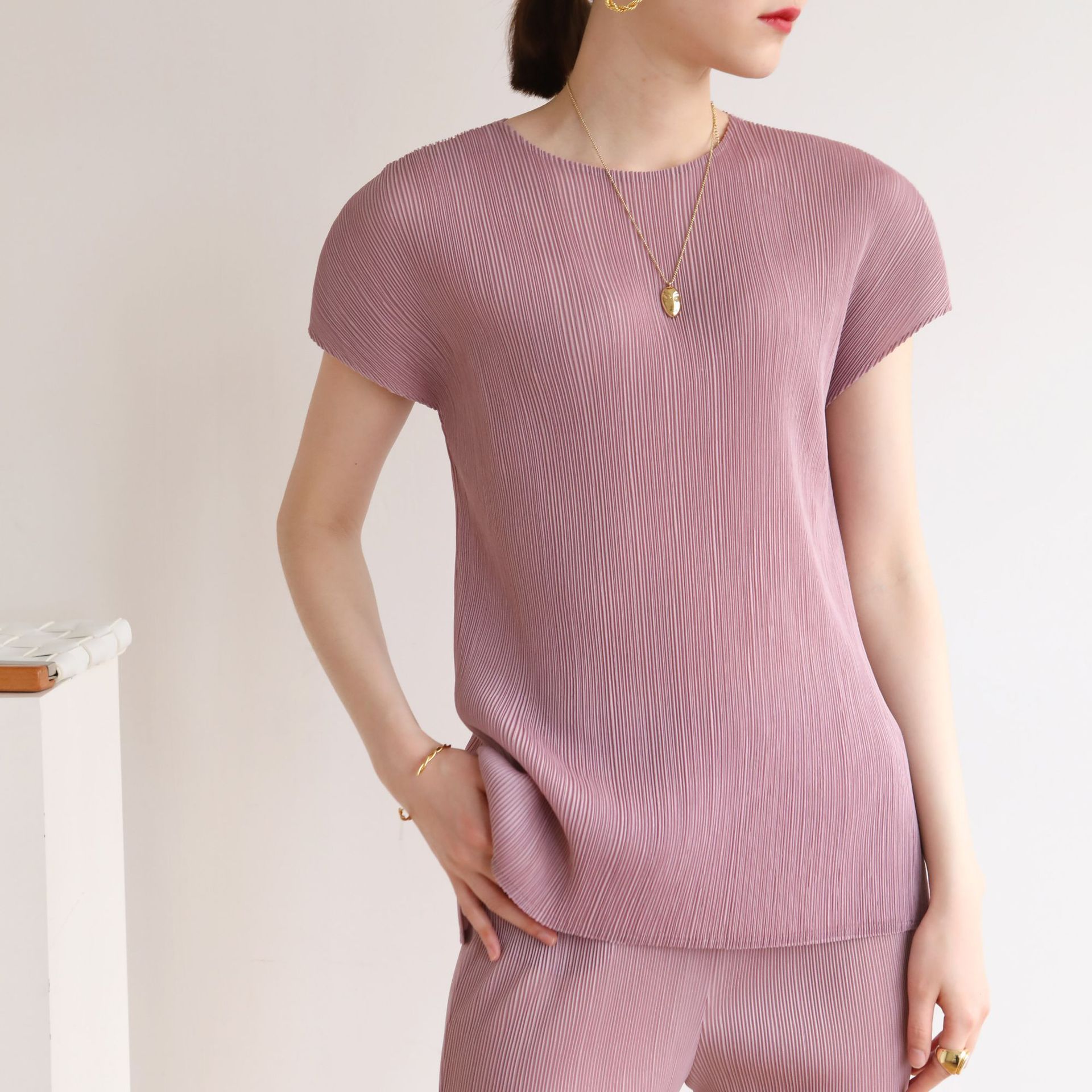 (Mới) Mã G3444 Giá 940K: Áo Thun Nữ Dotdf Dáng Ôm Body Gợi Cảm Sexy Hàng Mùa Hè Thời Trang Nữ Chất Liệu G03 Sản Phẩm Mới, (Miễn Phí Vận Chuyển Toàn Quốc).