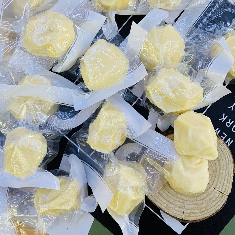 Xinjiang Western Queen Handmade Pure Camel Milk Pimples Original Dry Cheese Sucrose-Free Milk Snacks for Children 500g