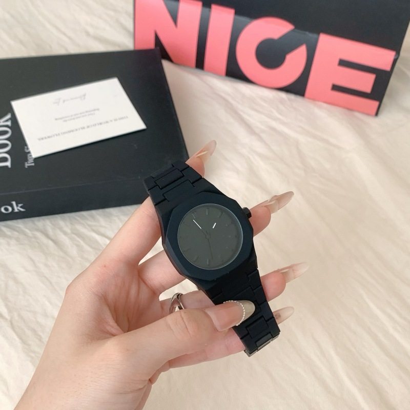 Pink Large Dial High-Value Chain Watch Fashion Trend High-End Temperament Quartz Watch for Girls Student Exam