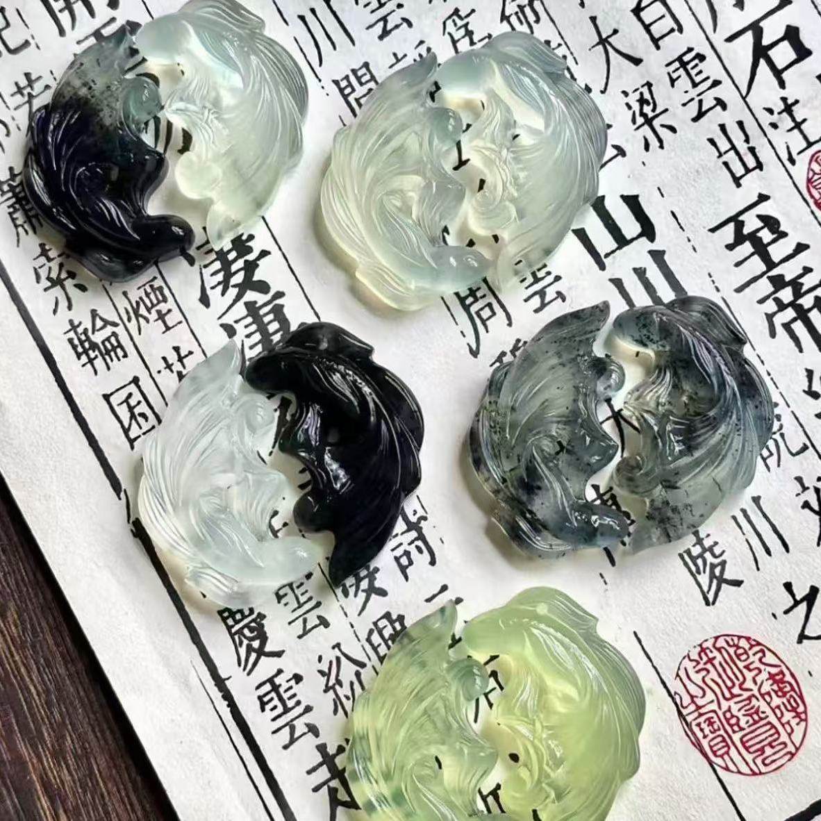 New Chinese Style Fish Dragon Gradient Color-changing Safe Antique Ink Pisces Pendant Necklace for Men and Women Couple