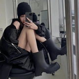 Женские непромокаемые ботинки в парижском стиле; высокие сапоги с красным квадратным носком; модные непромокаемые ботинки на толстой подошве; водонепроницаемая нескользящая износостойкая водоотталкивающая обувь