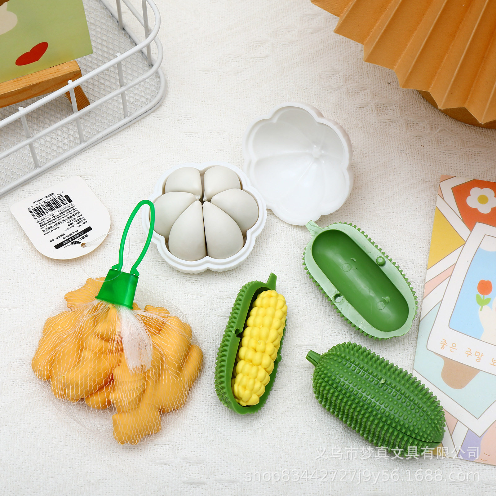 Fun Super Realistic Fruit Eraser for Students to Easily Erase Traceless Eraser 3D Stereo Cute Kidsren's Pencil Eraser