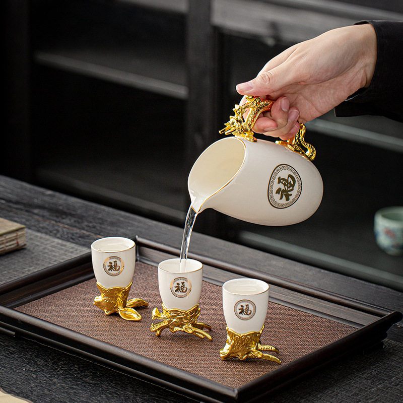 Chinese Creative Zodiac Wine suit High-end Gift Box Gift Beast Head Large Capacity Wine Dispeller Wine Glass