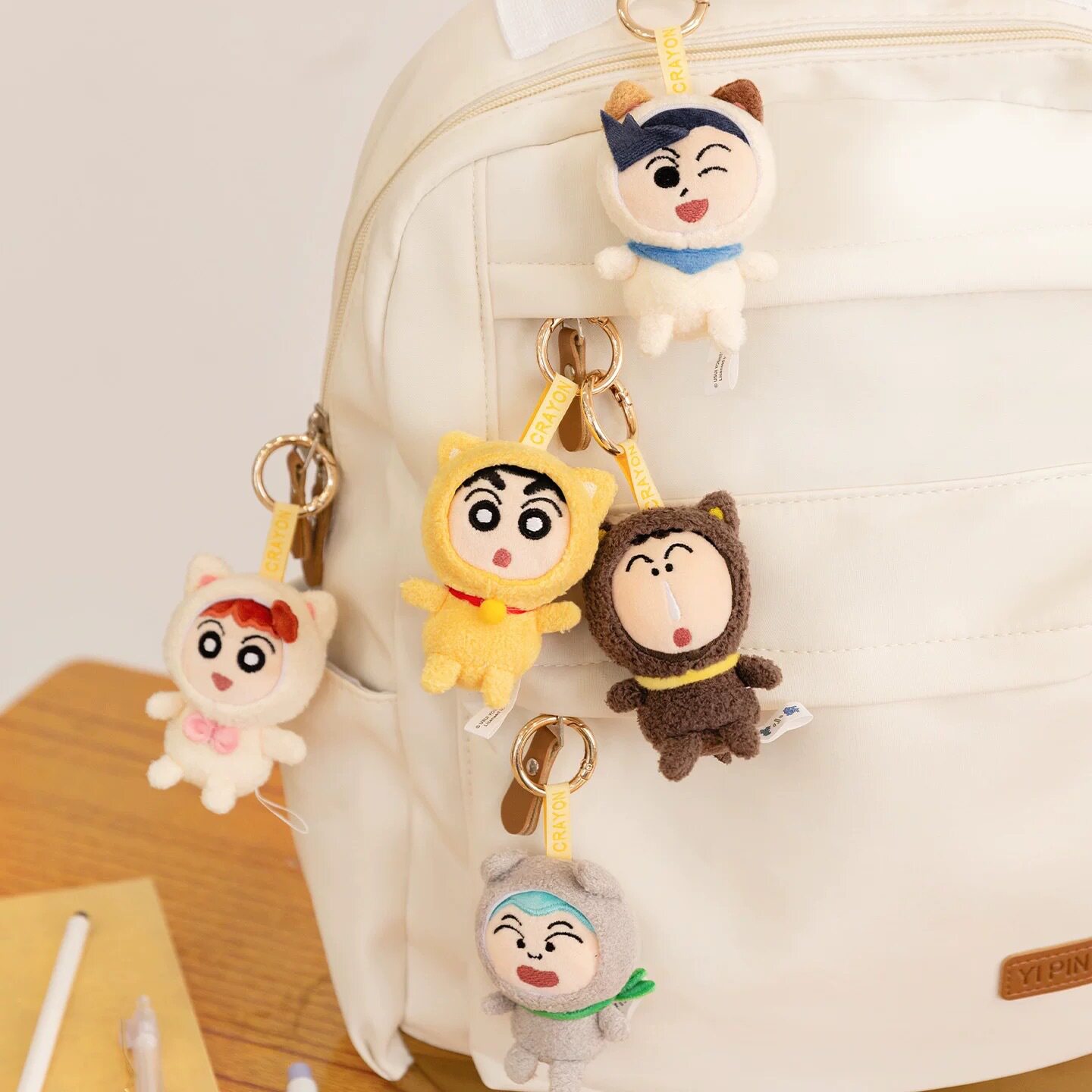 Authentic Crayon Shin-Chan Mini Pendant Animal Series Blind Box Fd250620 by Waigua