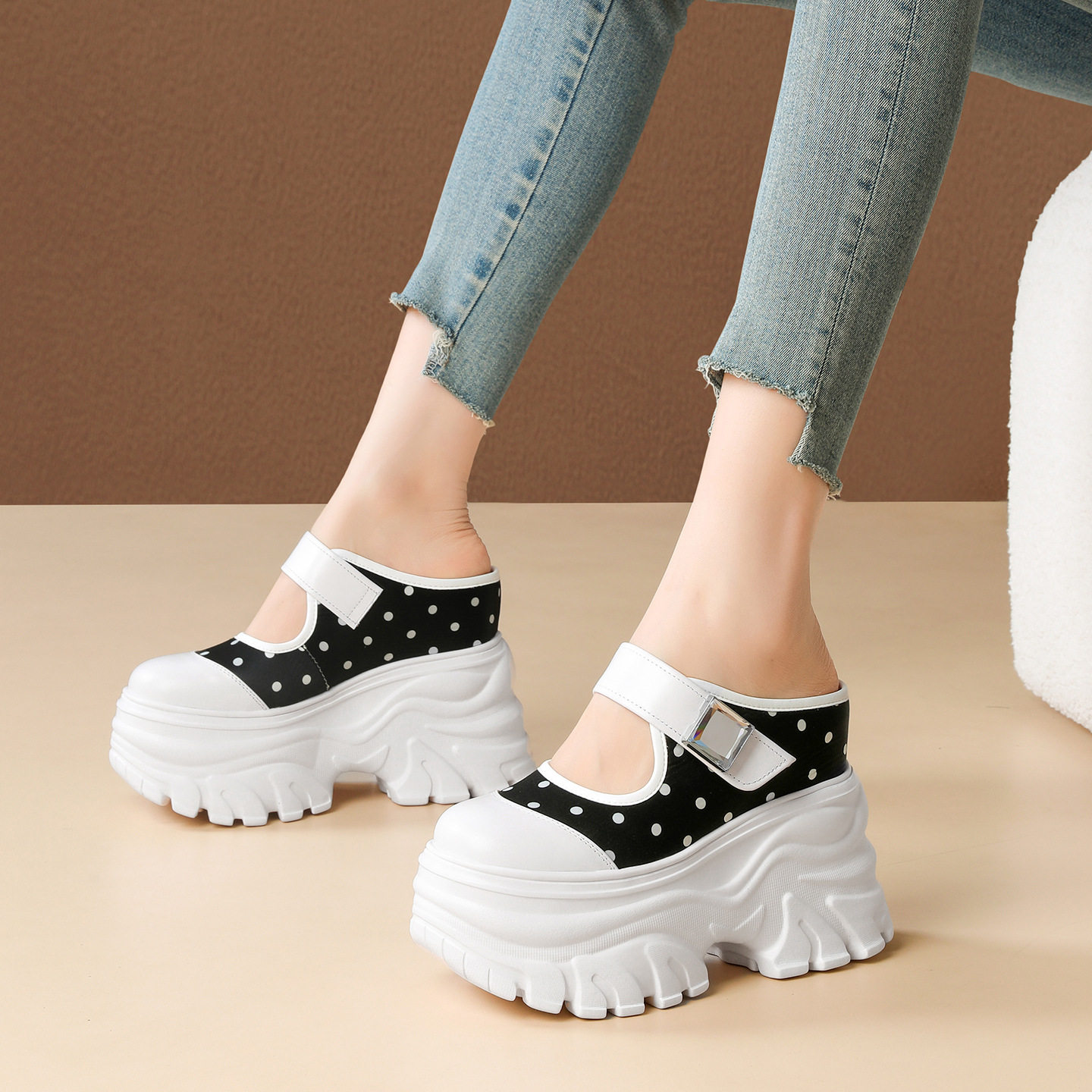 Sandal cao gót nữ hở mũi, đế xuồng 12 cm, quai bọc mũi, phối màu, phong cách dạo phố — [Đen], [Trắng], [Vàng nhạt]