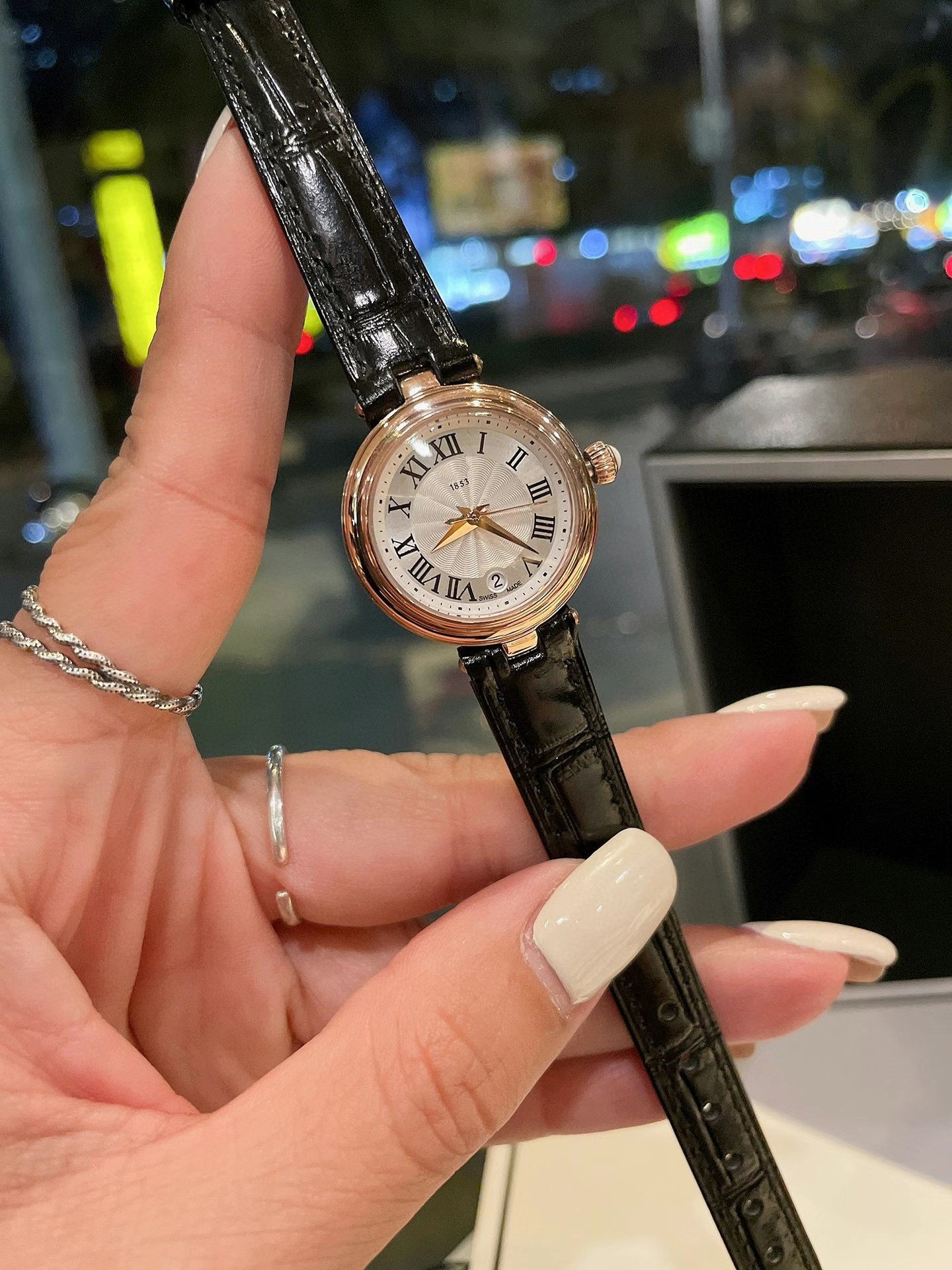 O1CN01HYZw9D2LdWmMIFkxQ !!2218719379715 0 cib